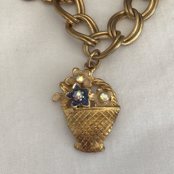 Vintage Charm Bracelet - Picture 4 of 9